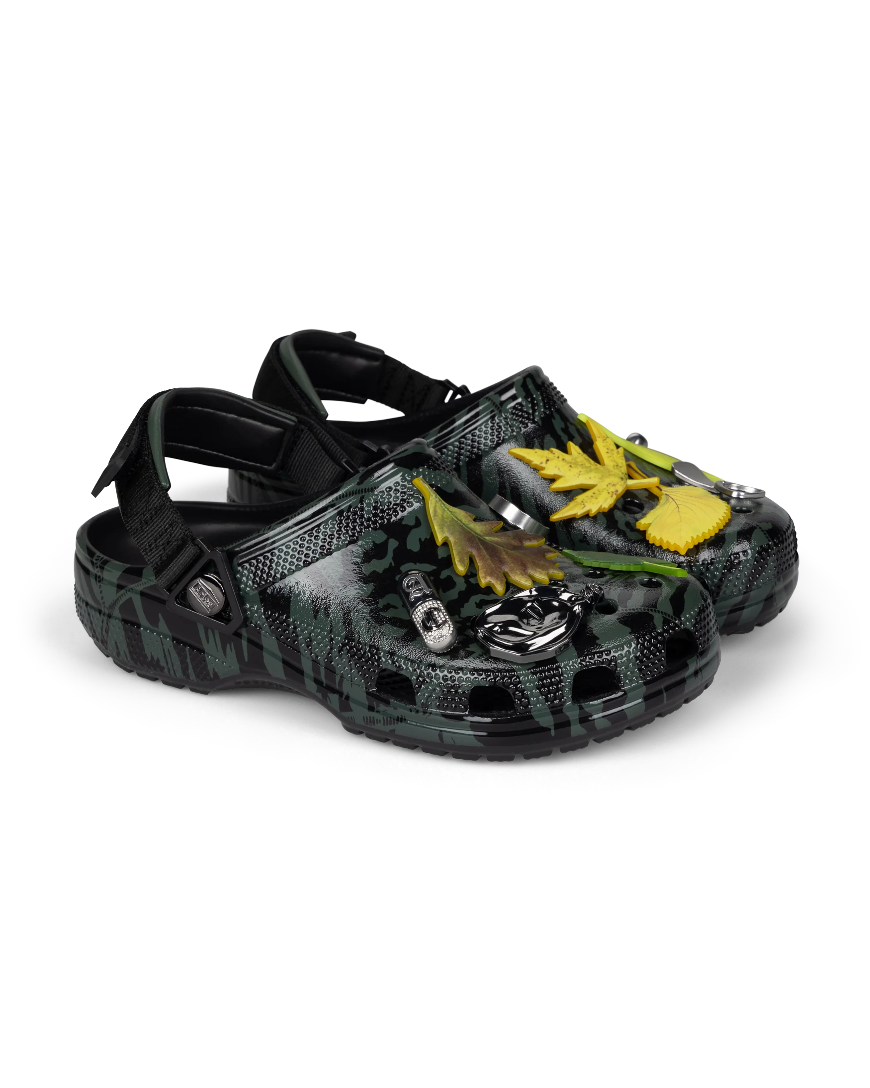 aries x crocs classic clog