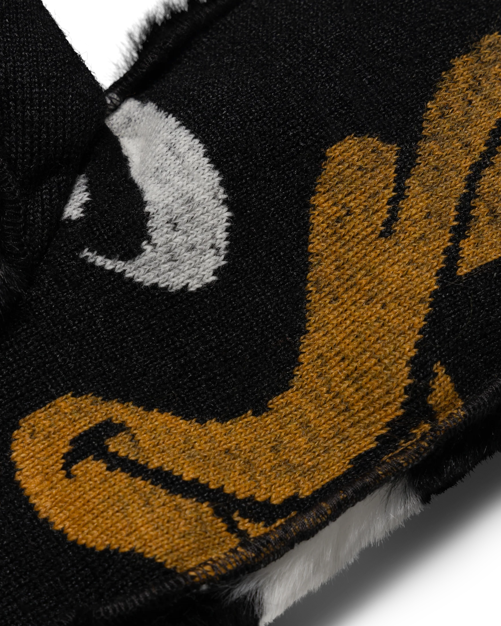 Fuzzy Duck Does He Mittens - Image 5