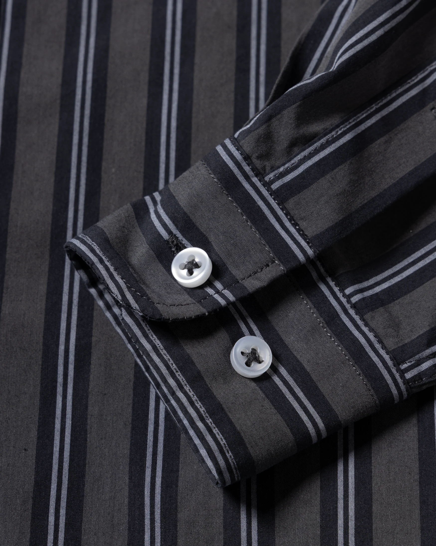 Grunge Stripe LS Shirt - Image 10