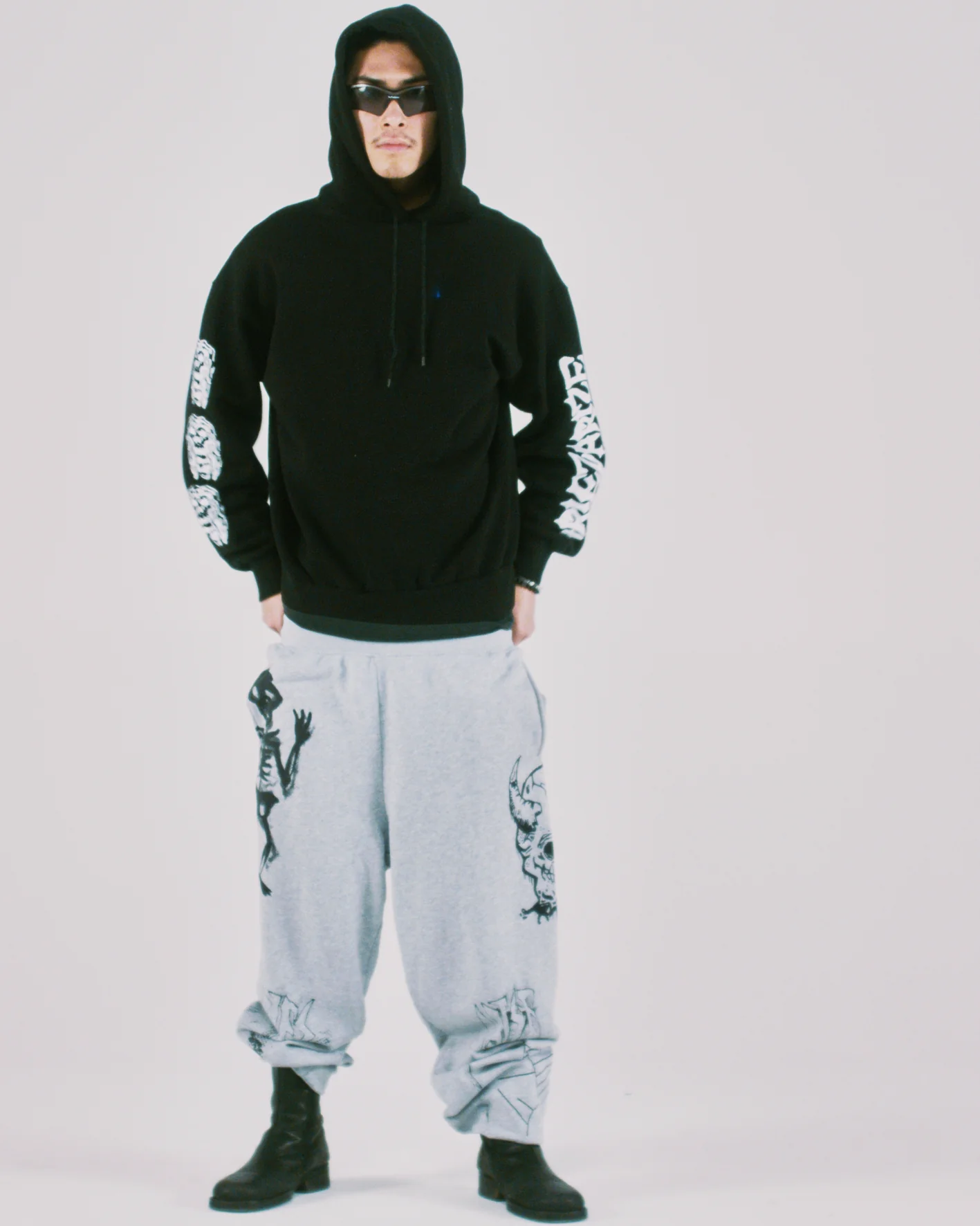 Meow Embroidered Hoodie - Image 7